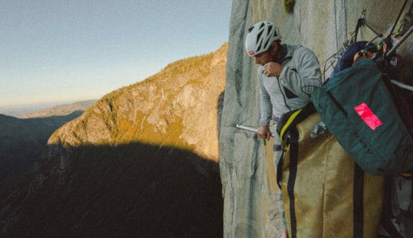 Portaledge Living on El Capitan, Golden Gate - Dougal Tavener