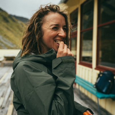 Moss Montane Women's Norste Waterproof Jacket Front FNOJAMOS